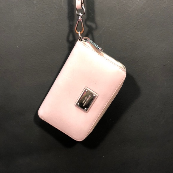Michael Kors Handbags - Michael Kors wallet pink